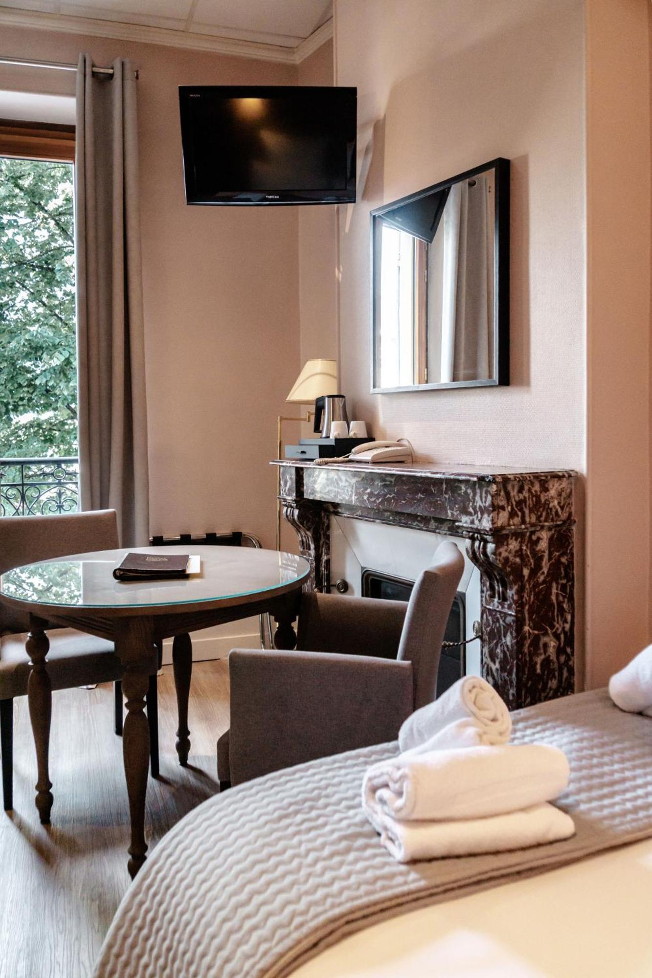 Hotel Gallia Aix-les-Bains Exteriör bild