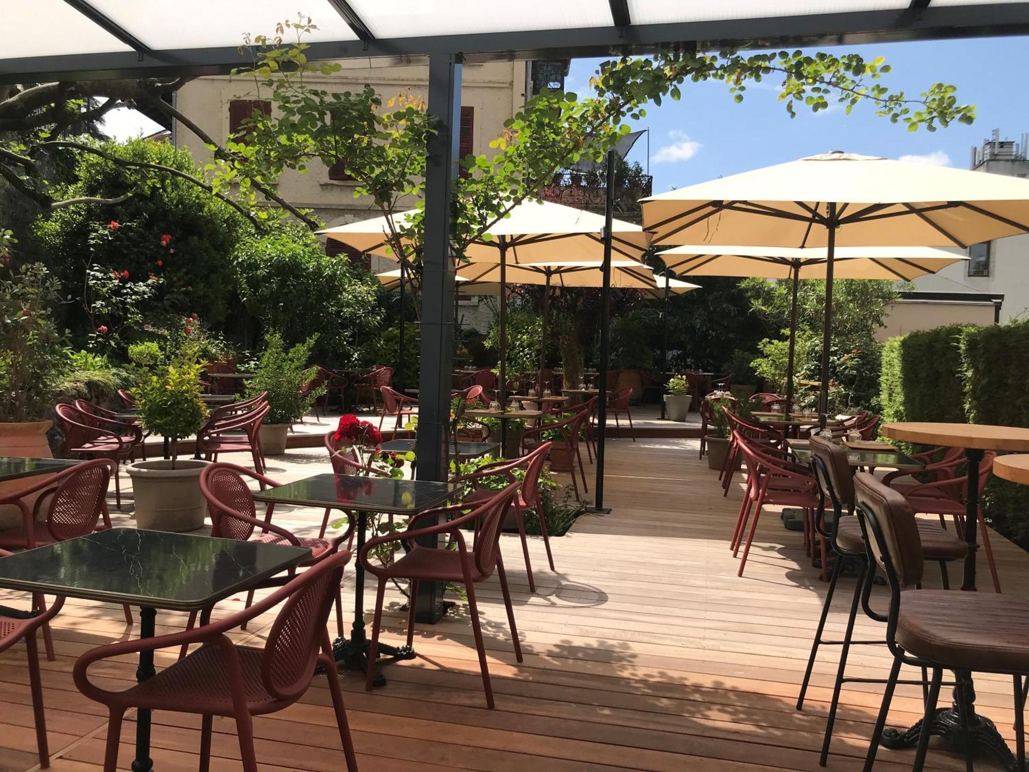 Hotel Gallia Aix-les-Bains Exteriör bild